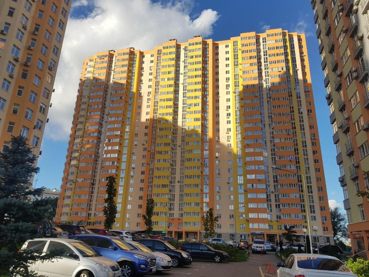 Очень Красивая Квартира На Оболони В Жк Яскравий Kiev Buitenkant foto